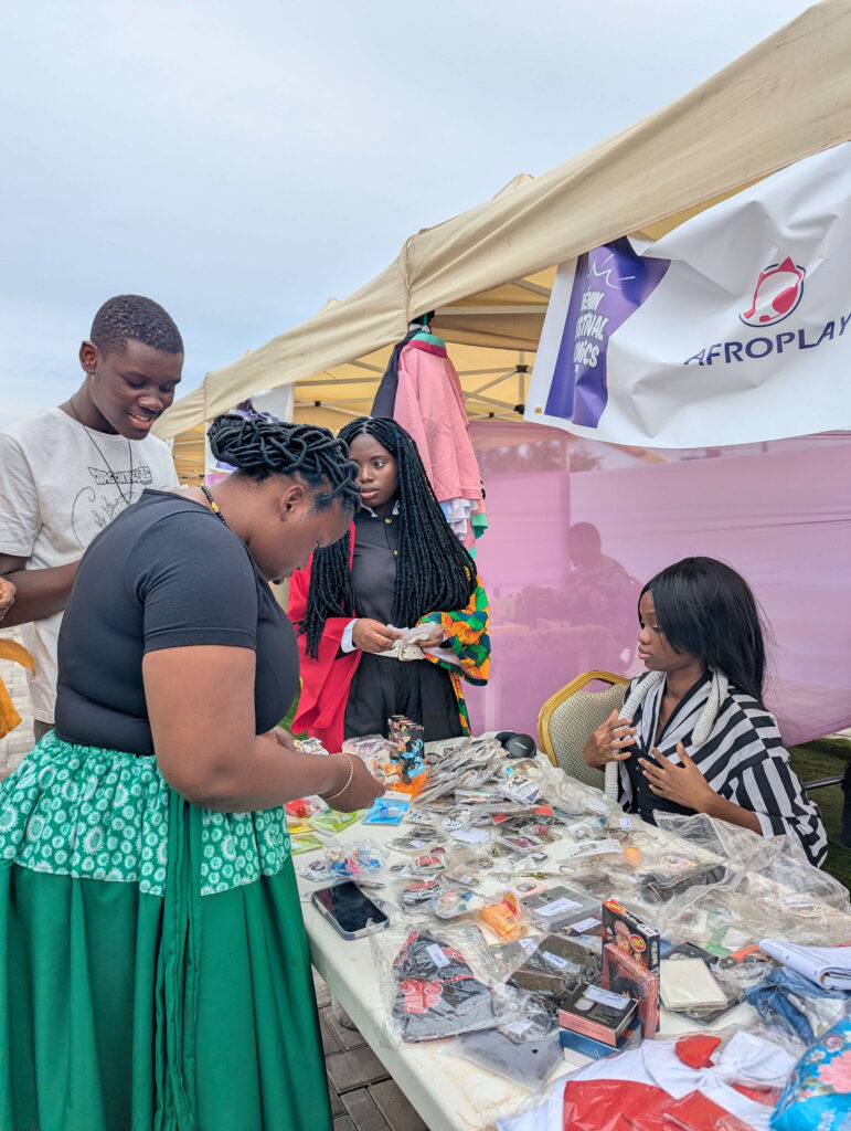 Le village otaku au BENIN FESTIVAL COMICS