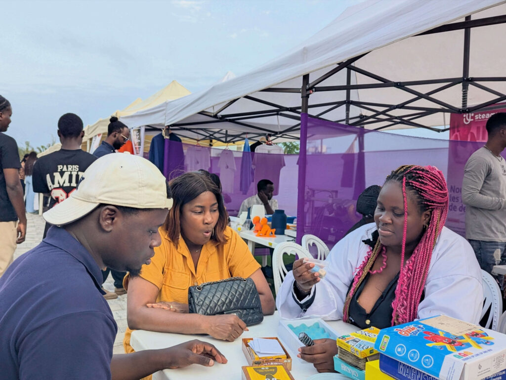 Le village otaku au BENIN FESTIVAL COMICS
